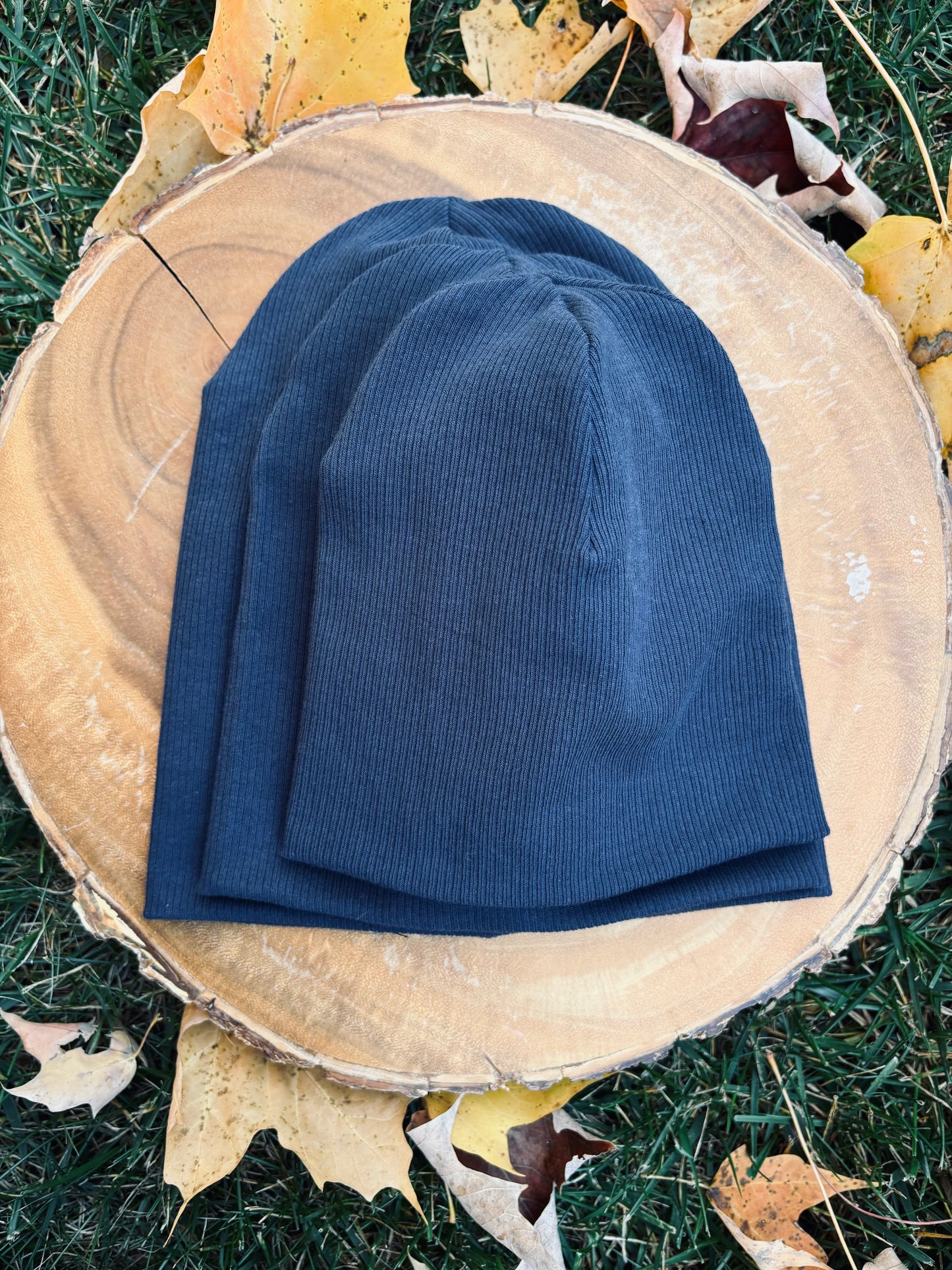 RIBBED NAVY BLUE REVERSIBLE SLOUCH BEANIE (Baby, Toddler, Child)